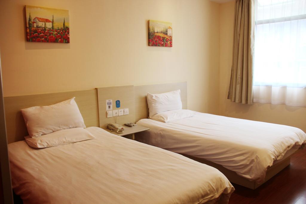 Hanting Express Qingdao Zhongshan Road 객실 사진