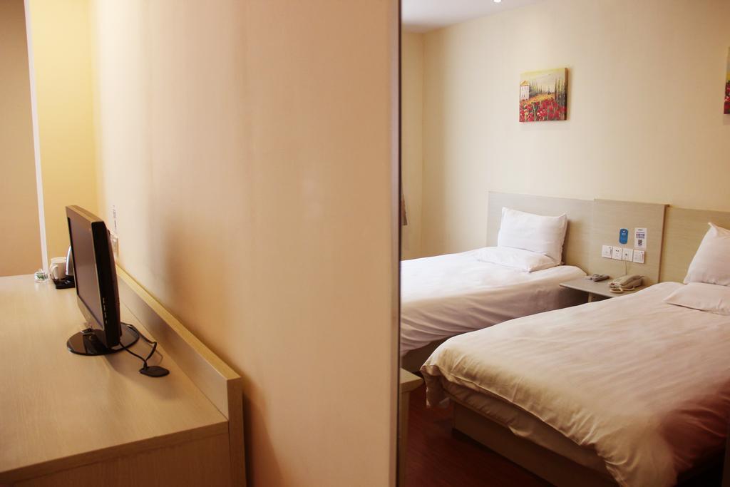 Hanting Express Qingdao Zhongshan Road 외부 사진
